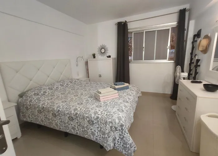 Apartment Agreable Au Bord De L' Ocean, Playa Paraiso *