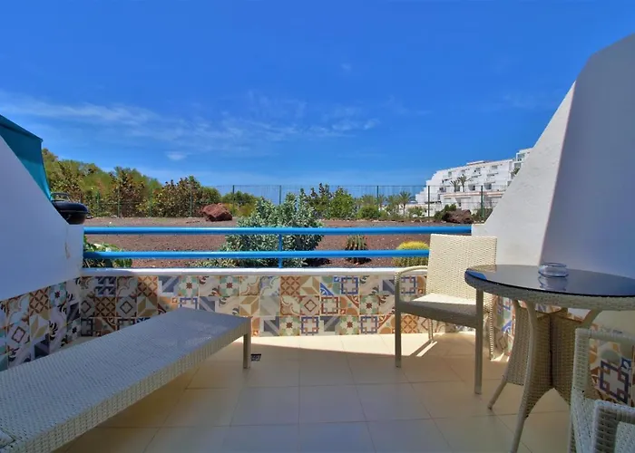 Agreable Au Bord De L' Ocean, Playa Paraiso アパート