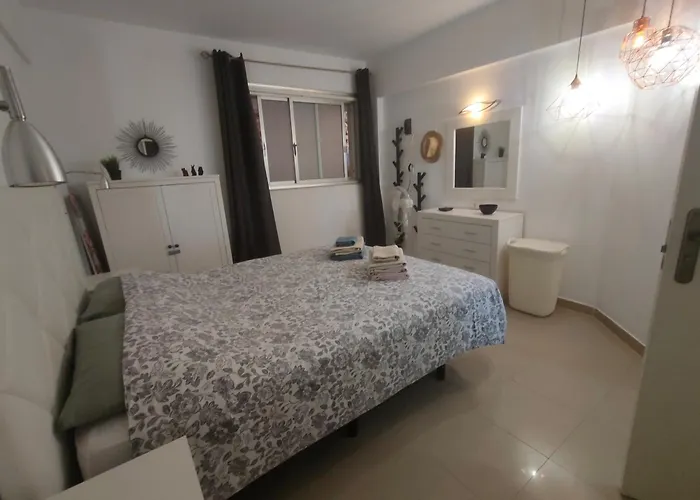 Apartment Agreable Au Bord De L' Ocean, Playa Paraiso Costa Adeje (Tenerife)